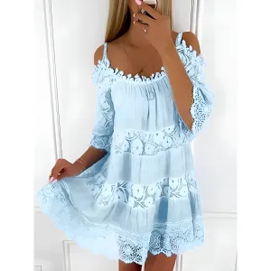 Beatrix Dress - Schulterfreies Spitzenkleid mit Halbärmeln