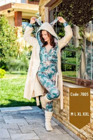 Elegant 4-piece pajama set