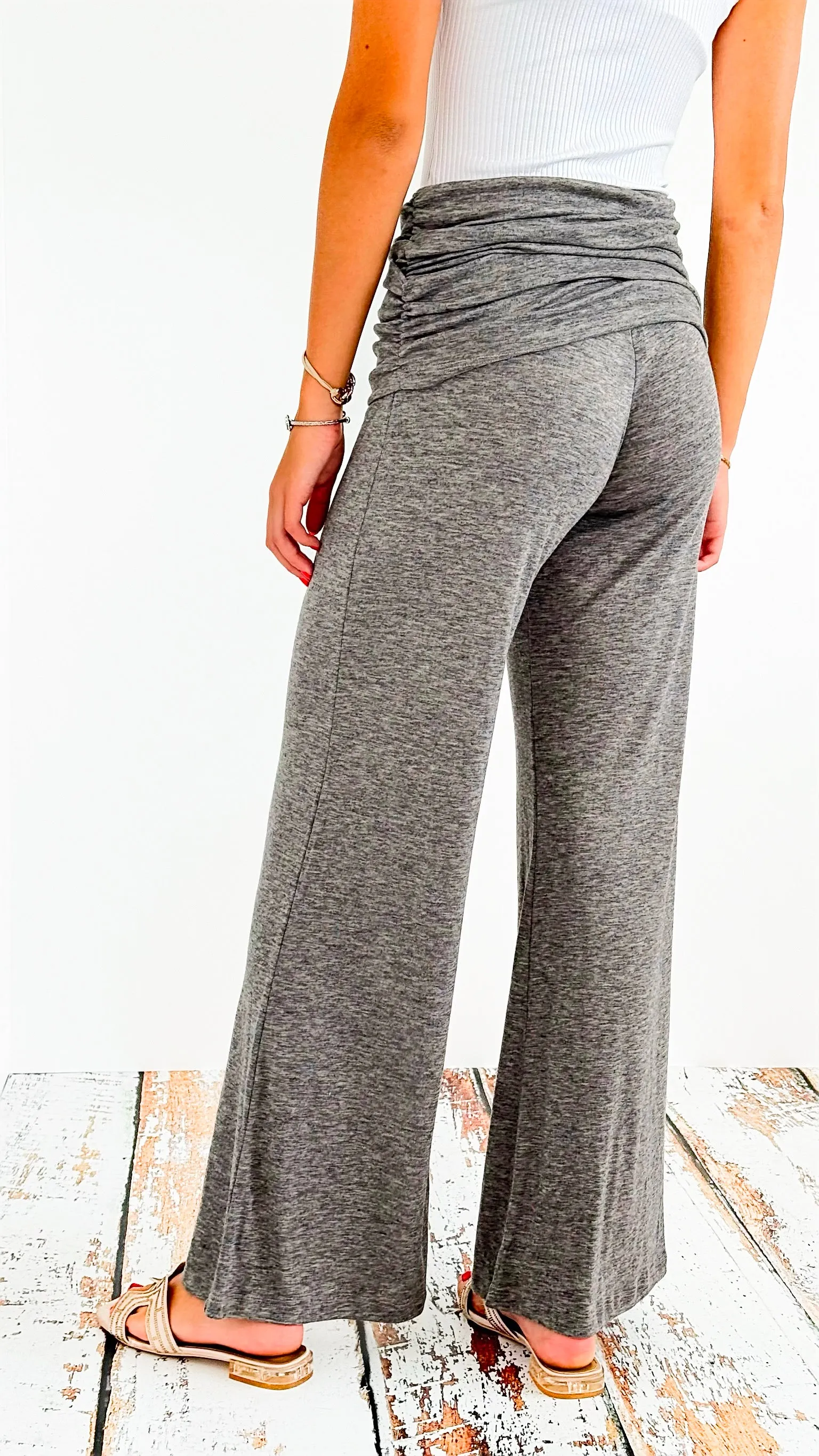 Wide Ruched Waist Pant