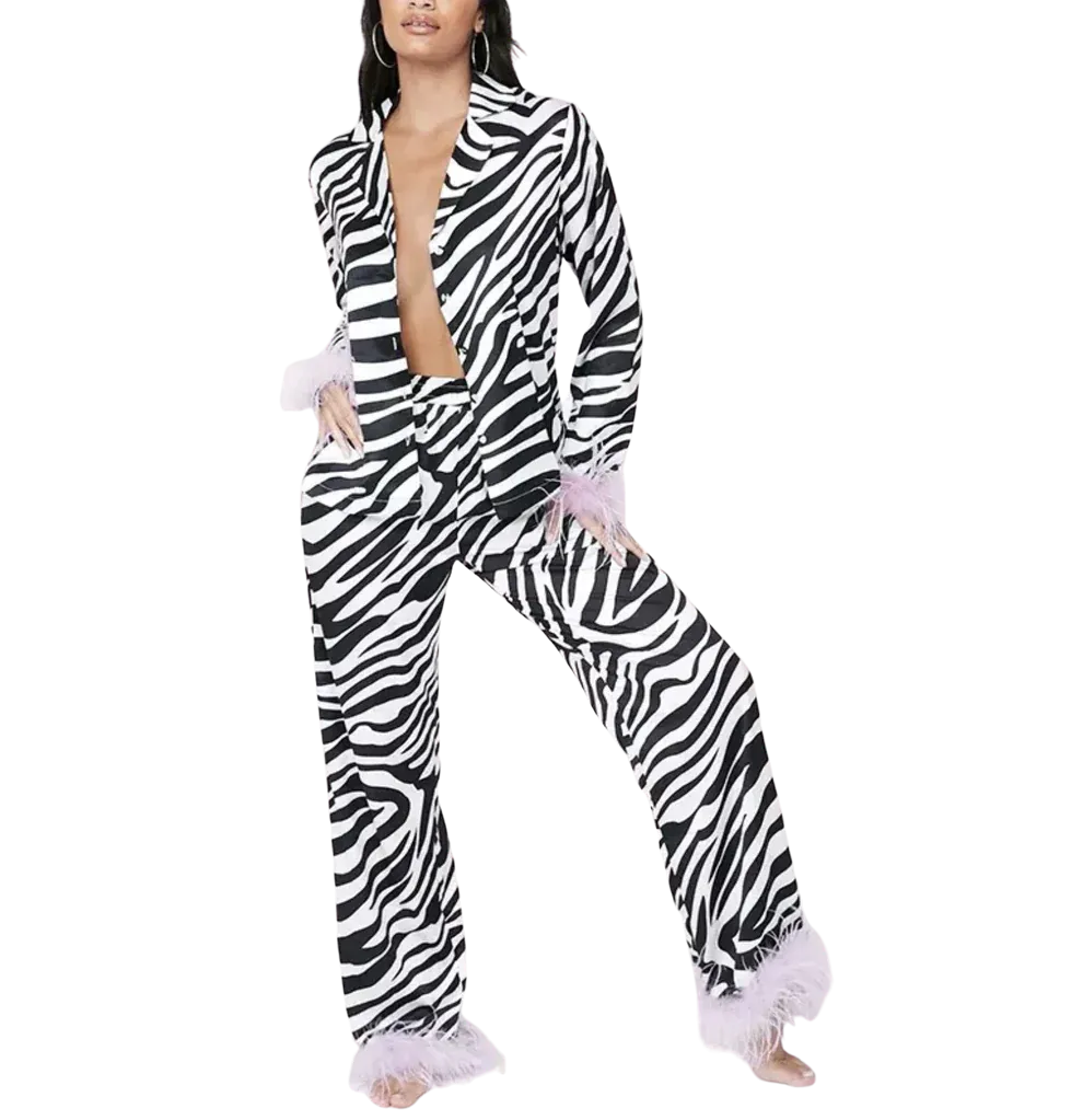 Women's Black and white striped pajama set,Women's nightwear.